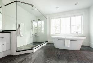 Devyn Rose_Master Bathroom_Zebrano_Arctic White_1                               